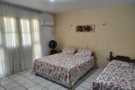 Casa à venda Centro com 300m² - 4 dormitórios -  vagas - R$ 450.000 - 313834997-img-20221227-152829702-hdr.jpg