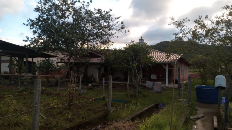 Casa à venda Escalvados com 968m² e 3 quartos por R$ 480.000 - 390258195-img-20240121-wa0043.jpg