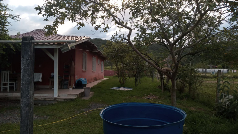 Casa à venda Escalvados com 968m² e 3 quartos por R$ 480.000 - 587552588-img-20240121-wa0044.jpg