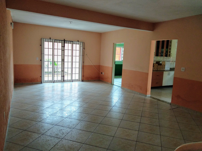 Casa à venda Jardim Nova Itaqua com 360m² e 4 quartos por R$ 450.000 - 1283982165-img-20200202-133746.jpg