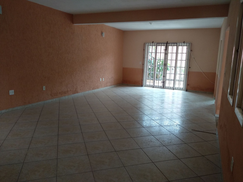 Casa à venda Jardim Nova Itaqua com 360m² e 4 quartos por R$ 450.000 - 29202970-img-20200202-133458.jpg