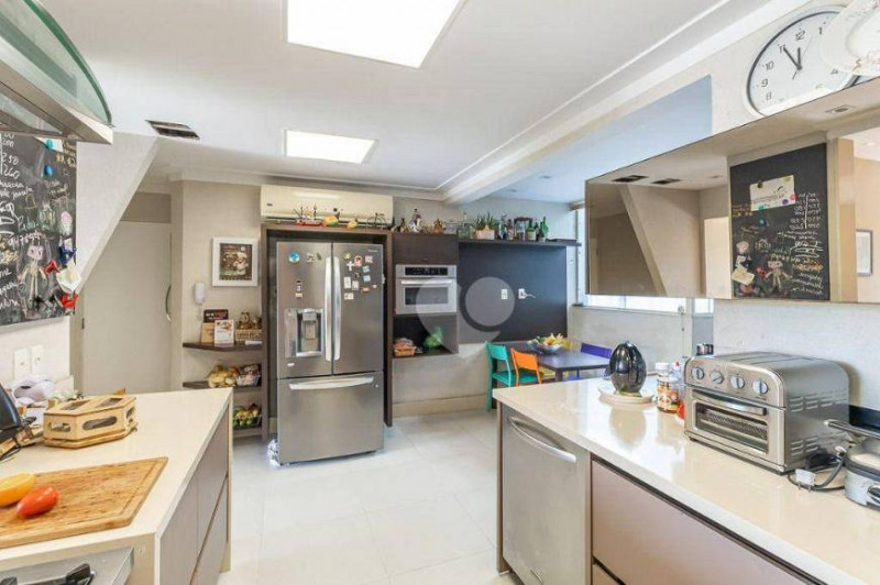 Cobertura à venda Barra da Tijuca com 574m² e 4 quartos por R$ 5.650.000 - 2113589996-foto-50-de-cobertura-com-4-quartos-a-venda-574m-em-jardim-oceanico-rio-de-janeiro.jpg