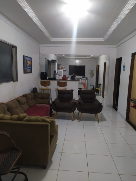 Casa à venda Centro com 220m² e 3 quartos por R$ 220.000 - 1639474232-img-20220418-wa0049.jpg