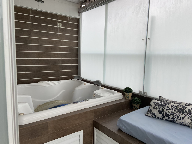 Cobertura à venda Ponta da Praia com 388m² e 4 quartos por R$ 2.200.000 - 199628713-img-5702.jpeg