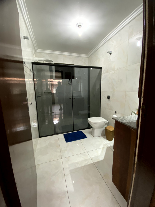 Casa à venda Xaxim com 229m² e 5 quartos por R$ 650.000 - 1402455963-img-0366.jpg