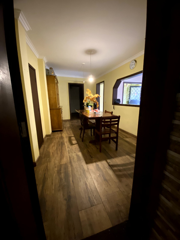 Casa à venda Xaxim com 229m² e 5 quartos por R$ 650.000 - 1697387987-img-0375.jpg