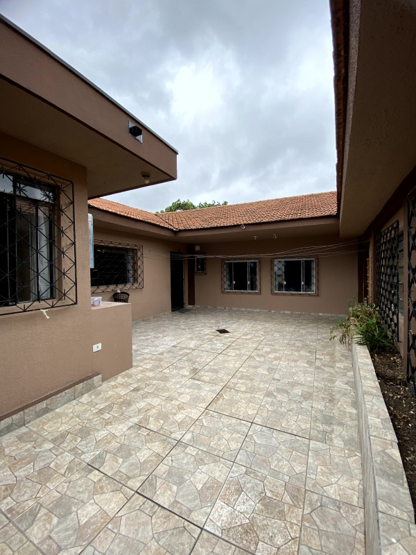 Casa à venda Xaxim com 229m² e 5 quartos por R$ 650.000 - 1982246732-img-0345.jpg