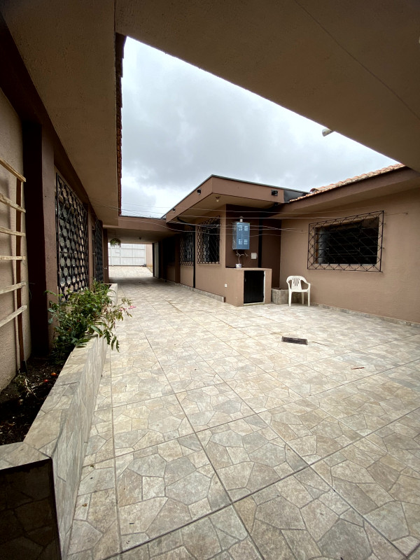 Casa à venda Xaxim com 229m² e 5 quartos por R$ 650.000 - 203031749-img-0396.jpg