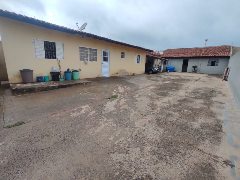 Casa à venda Jardim Solange com 345m² e 3 quartos por R$ 350.000 - 228608857-whatsapp-image-2024-01-22-at-13.jpeg