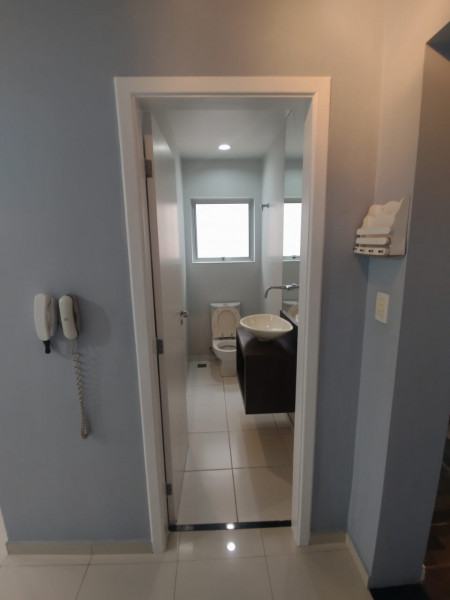 Casa à venda Tucuruvi com 180m² e 3 quartos por R$ 845.000 - 1978794742-lavabo.jpg