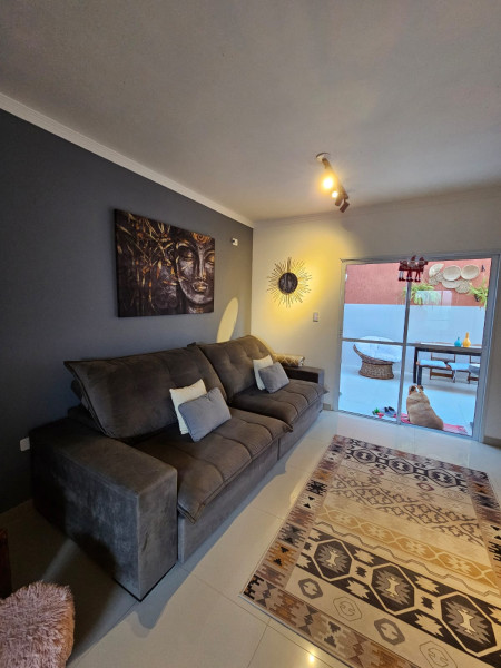 Casa de condomínio à venda Jardim Pioneira com 90m² e 2 quartos por R$ 510.000 - 1684256047-sala-tv-2.jpg