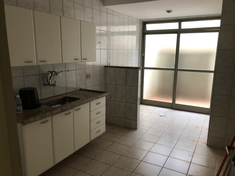 Apartamento à venda Subsetor Leste - 8 (L-8) com 89m² e 2 quartos por R$ 220.000 - img-9725.jpeg