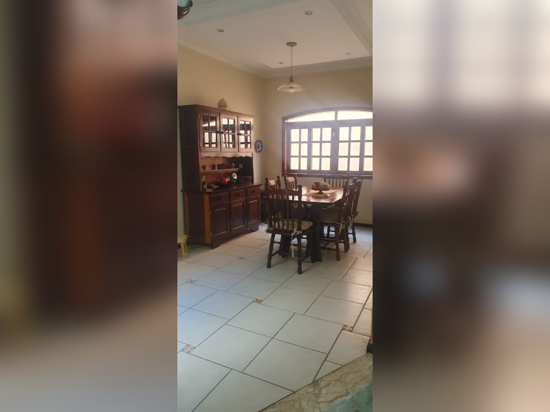 Casa à venda Jardim Europa com 250m² e 3 quartos por R$ 750.000 - 02-sala-de-jantar-03.jpeg