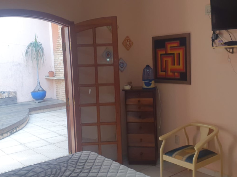Casa à venda Jardim Europa com 250m² e 3 quartos por R$ 750.000 - 07-suite-04.jpeg