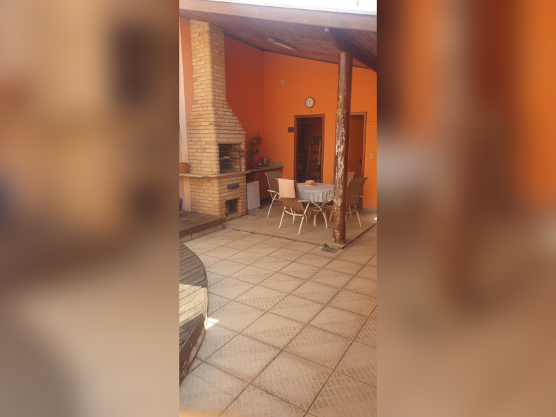 Casa à venda Jardim Europa com 250m² e 3 quartos por R$ 750.000 - 11-quintal-02-edicula.jpeg