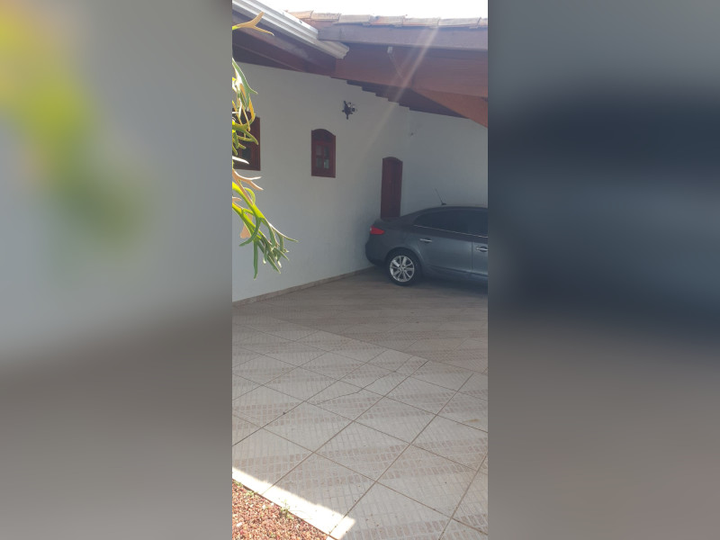 Casa à venda Jardim Europa com 250m² e 3 quartos por R$ 750.000 - 14-garagem-01.jpeg