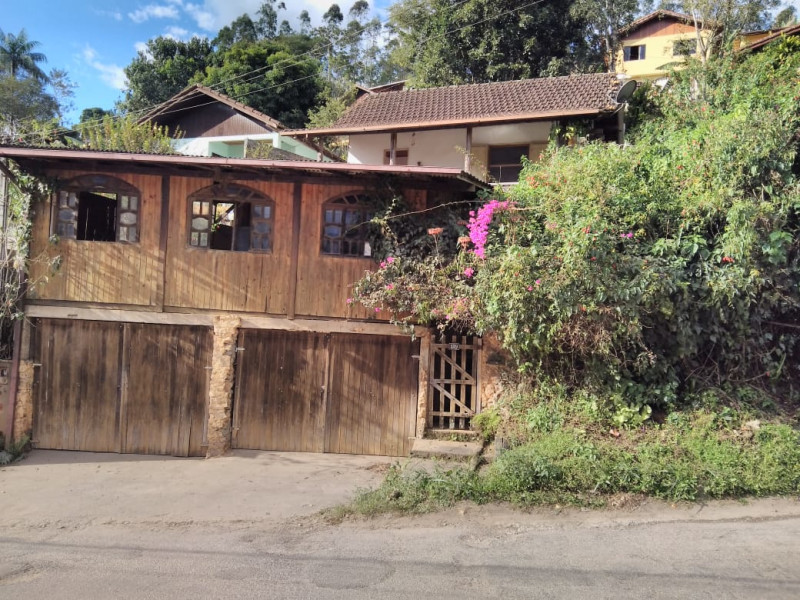 Casa à venda Lumiar com 369m² e 2 quartos por R$ 370.000 - 18-frente-casa-rua1.jpeg