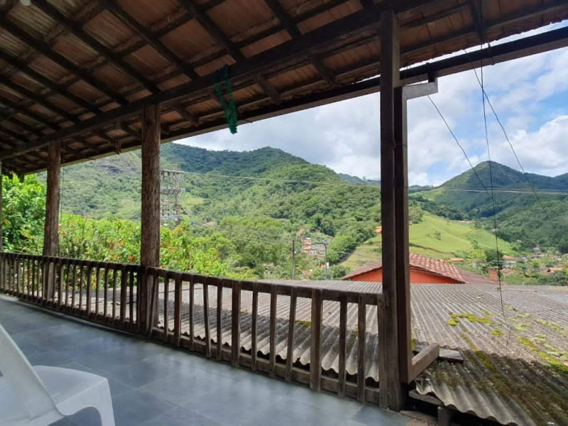 Casa à venda Lumiar com 369m² e 2 quartos por R$ 370.000 - 2-varanda-2.jpg