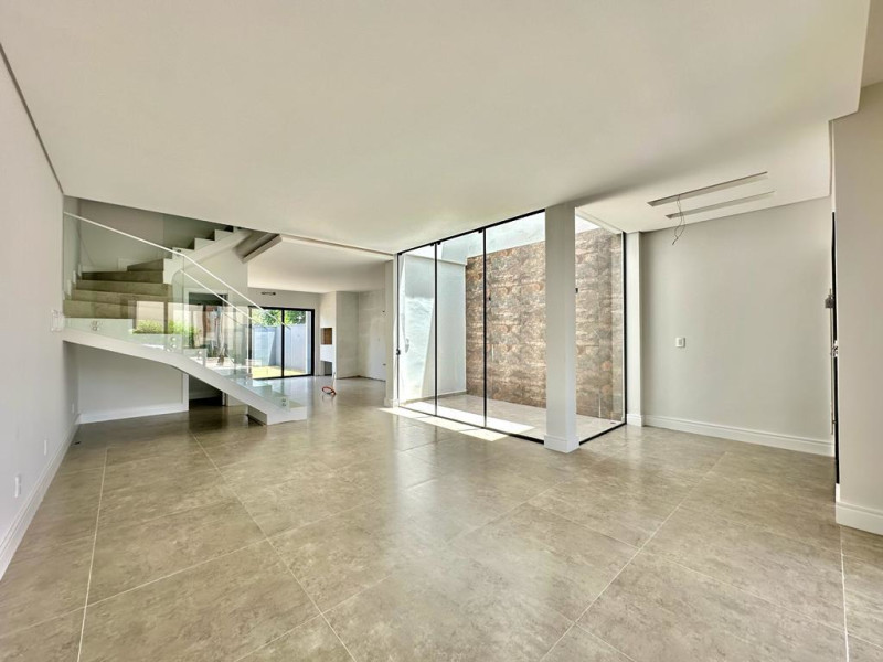 Casa à venda Moinhos com 200m² e 3 quartos por R$ 850.000 - whatsapp-image-2024-01-23-at-121749.jpeg
