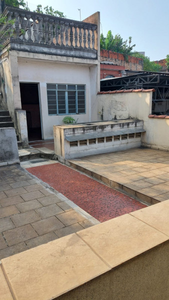 Casa à venda Vila Bertioga com 405m² e 3 quartos por R$ 898.000 - 227634631-quintal-fundos-01.jpg