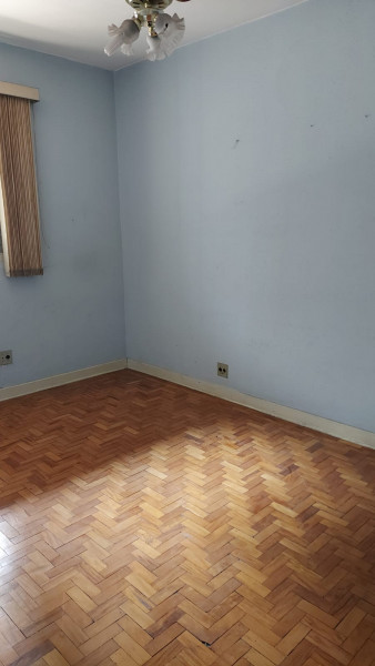 Casa à venda Vila Bertioga com 405m² e 3 quartos por R$ 898.000 - 623910124-quarto-01.jpg