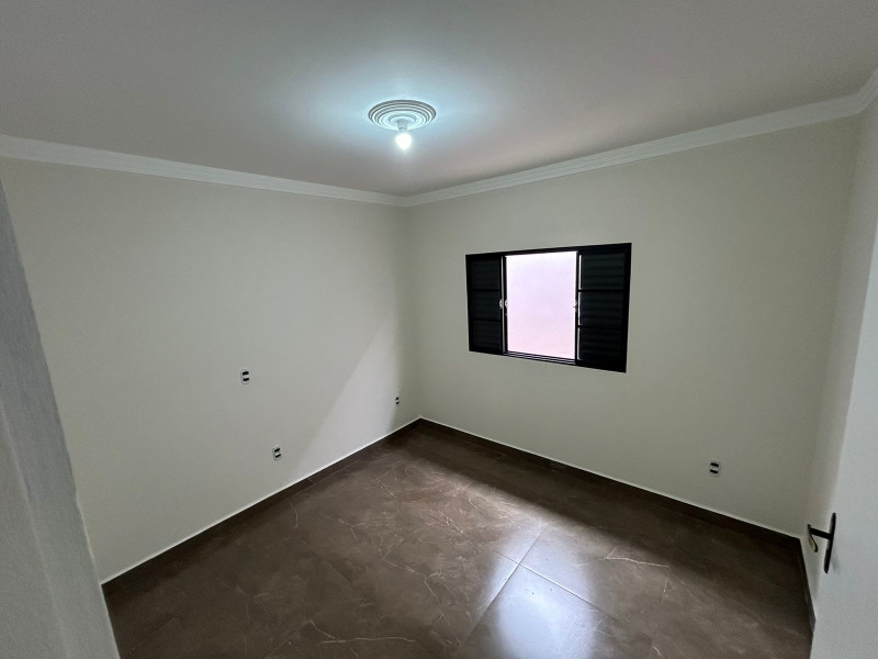 Casa à venda Vila São Lúcio com 200m² e 3 quartos por R$ 550.000 - img-20241020-wa0028.jpg