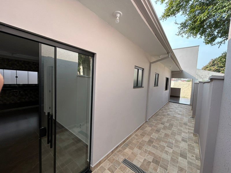 Casa à venda Vila São Lúcio com 200m² e 3 quartos por R$ 550.000 - img-20241020-wa0029.jpg