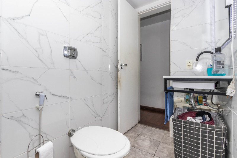 Apartamento à venda Tijuca com 190m² e 4 quartos por R$ 950.000 - 1086581221-36-banheiro-2.jpg