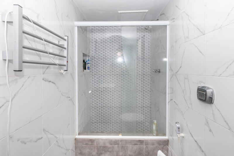 Apartamento à venda Tijuca com 190m² e 4 quartos por R$ 950.000 - 1139388822-35-banheiro-2.jpg