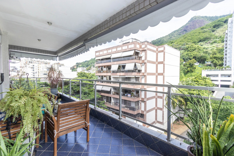 Apartamento à venda Tijuca com 190m² e 4 quartos por R$ 950.000 - 1140411530-07-varanda.jpg