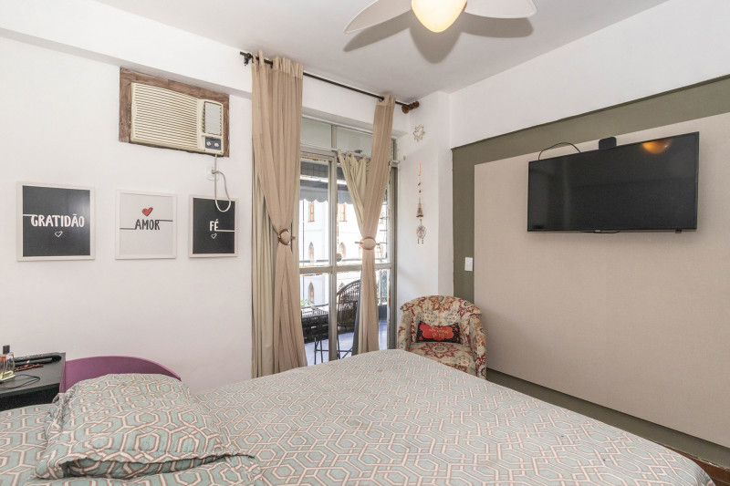 Apartamento à venda Tijuca com 190m² e 4 quartos por R$ 950.000 - 1646295623-13-suite-1.jpg