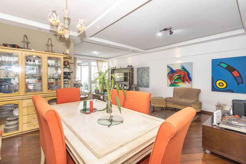 Apartamento à venda Tijuca com 190m² e 4 quartos por R$ 950.000 - 1976362206-06-sala.jpg