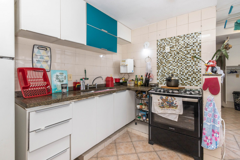 Apartamento à venda Tijuca com 190m² e 4 quartos por R$ 950.000 - 943907020-39-cozinha.jpg