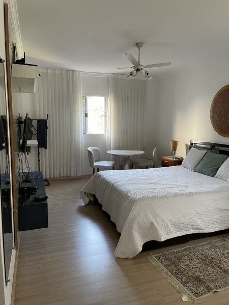 Casa à venda Jardim Semiramis com 305m² e 4 quartos por R$ 990 - 1152845139-casa-21.jpg