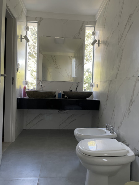 Casa à venda Jardim Semiramis com 305m² e 4 quartos por R$ 990 - 1927555305-casa-19.jpg