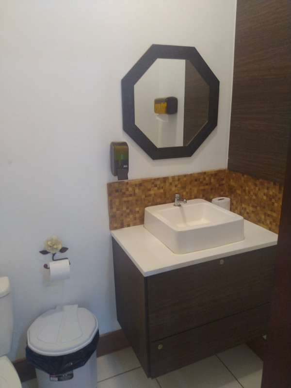 Comercial à venda Jardim Bandeirantes com 178m² e 1 quarto por R$ 420.000 - 518603449-img-20210120-142208.jpg