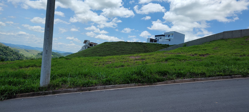 Terreno à venda Centro com 289m² e 1 quarto por R$ 265.000 - 1421997982-img-20231103-111602065.jpg