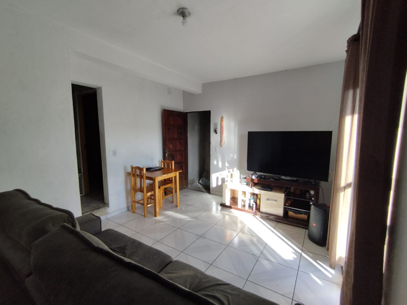 Casa à venda Padroeira com 150m² e 3 quartos por R$ 160.000 - 1848452262-sala.jpeg