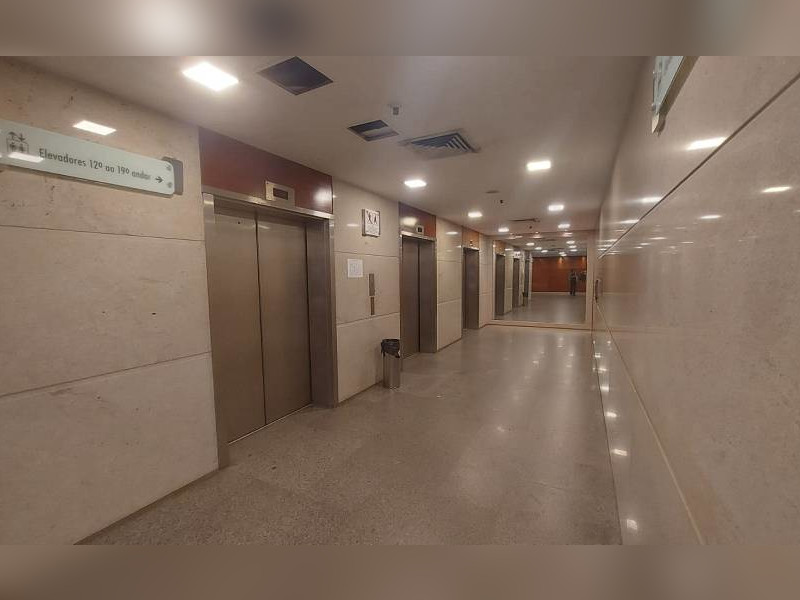 Comercial à venda Centro com 42m² e 1 quarto por R$ 420.000 - foto-2.jpeg