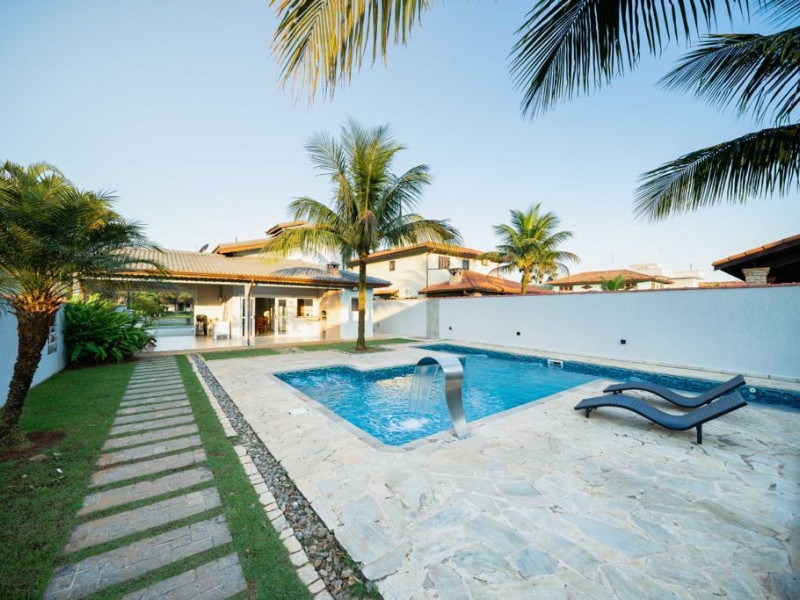 Casa de condomínio à venda Morada da Praia com 588m² e 6 quartos por R$ 1.360.000 - cf080567-2262-4da7-bf80-0e17cd8c291c.jpeg