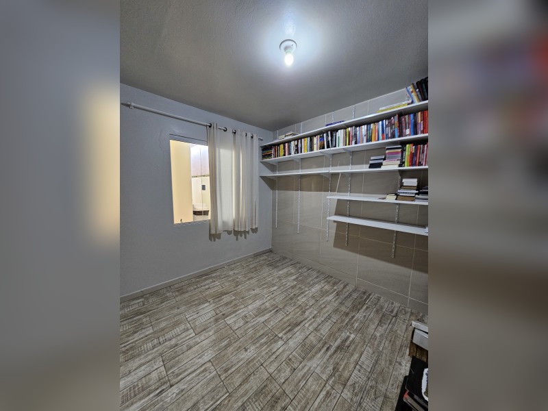 Casa à venda Forquilhas com 114m² e 3 quartos por R$ 620.000 - 22-escritorio-visao-janela.jpg