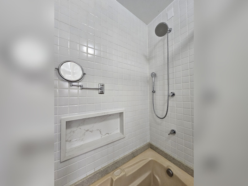 Casa à venda Forquilhas com 114m² e 3 quartos por R$ 620.000 - 91-chuveiro-suite.jpg