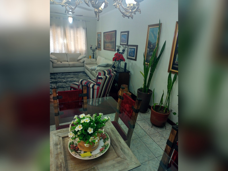 Casa para alugar Jardim Colombo com 129m² e 3 quartos por R$ 0 - inbound8185251677088226303.jpg