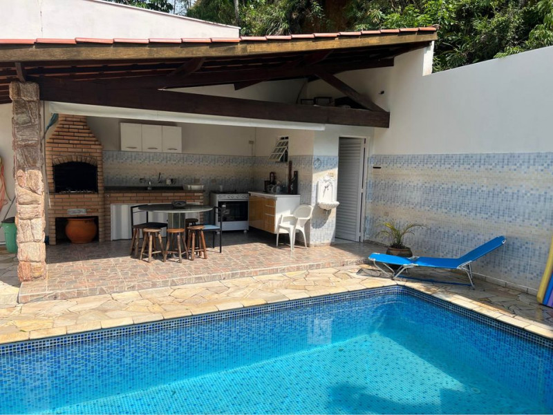 Casa à venda Centro com 300m² e 3 quartos por R$ 1.600.000 - 303609581-casa14.jpg