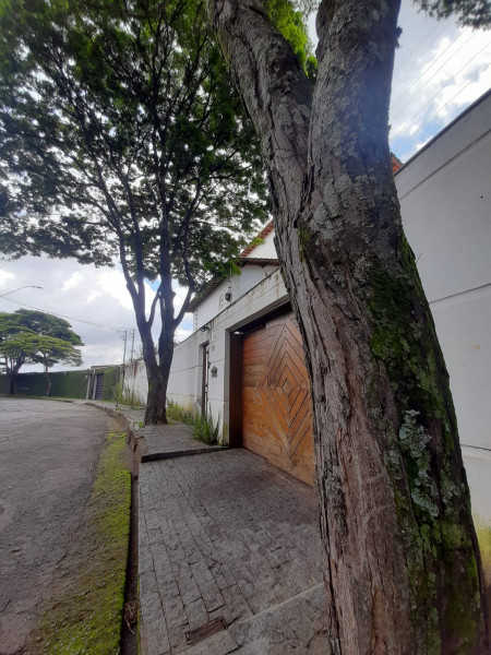 Casa à venda Mangabeiras com 780m² e 5 quartos por R$ 3.000.000 - 400735533-88972858-01dc-41f3-ab51-06617adc7e7f.jpeg