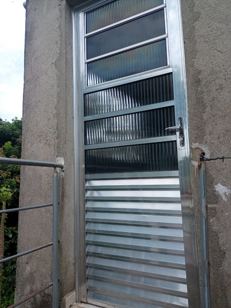 Casa à venda Sesc com 360m² e 2 quartos por R$ 360.000 - 495471667-img-20240126-wa0148.jpg