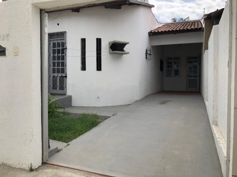 Casa à venda Barroso com 892m² e 3 quartos por R$ 300.000 - 804666901-fachada-cearim-2.JPG