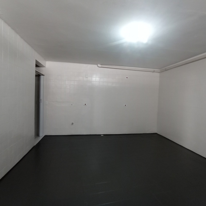 Comercial para alugar Parque São Luís com 36m² e 1 quarto por R$ 1.000 - 369180486-img-20231215-154325.jpg