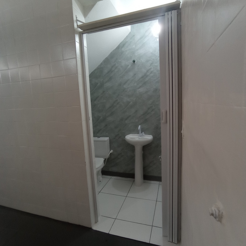 Comercial para alugar Parque São Luís com 36m² e 1 quarto por R$ 1.000 - 684338057-img-20231215-154416.jpg