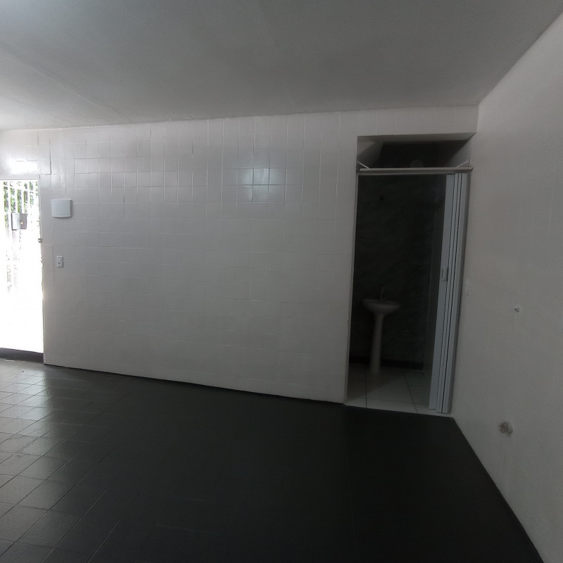 Comercial para alugar Parque São Luís com 36m² e 1 quarto por R$ 1.000 - 765205973-img-20231215-154341.jpg